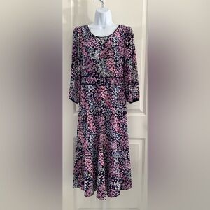 Talbots Pink White Blue Flowers Georgette Godet Skirt Fit & Flare Dress.
Size 2.
